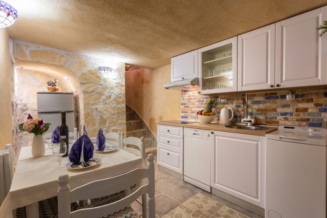 Apartman Verbenia Vrbnik Eksteriør billede